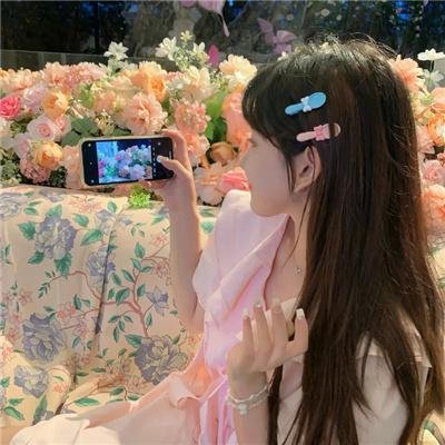 清秀俏佳人